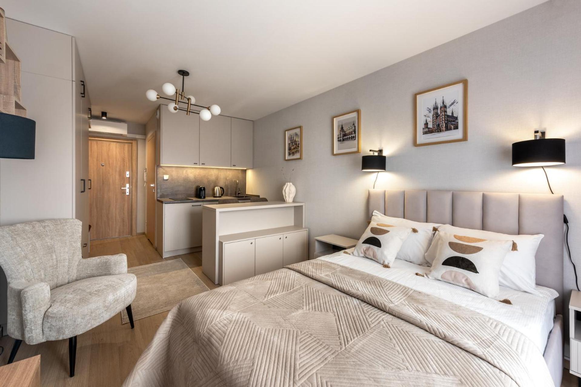 Apartament Iron