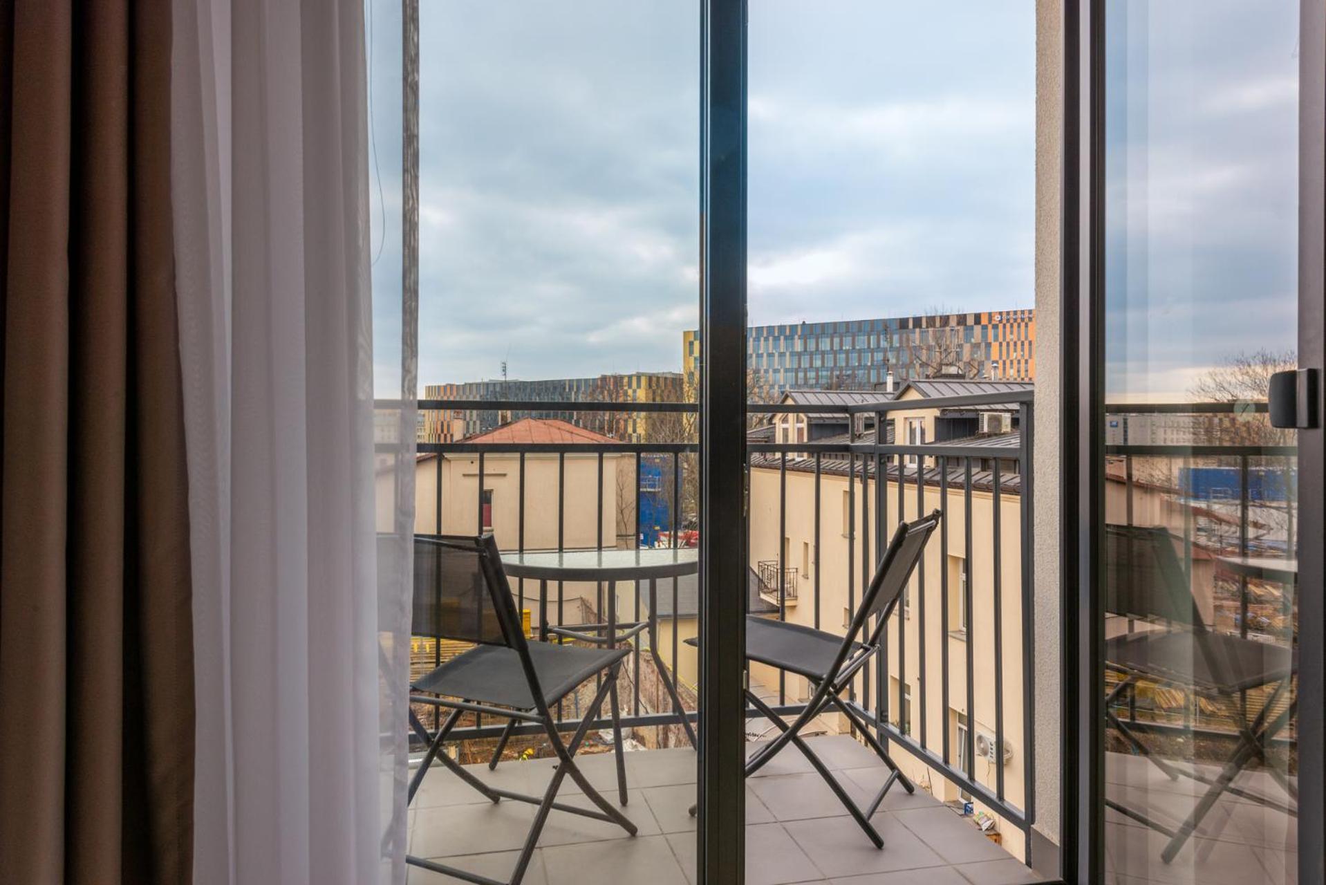 Apartament Iron