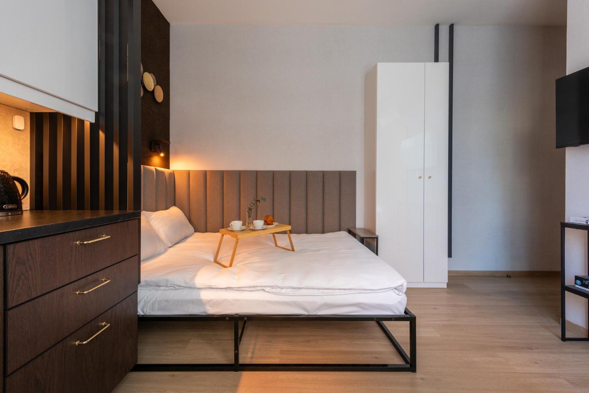 Iron Apartament
