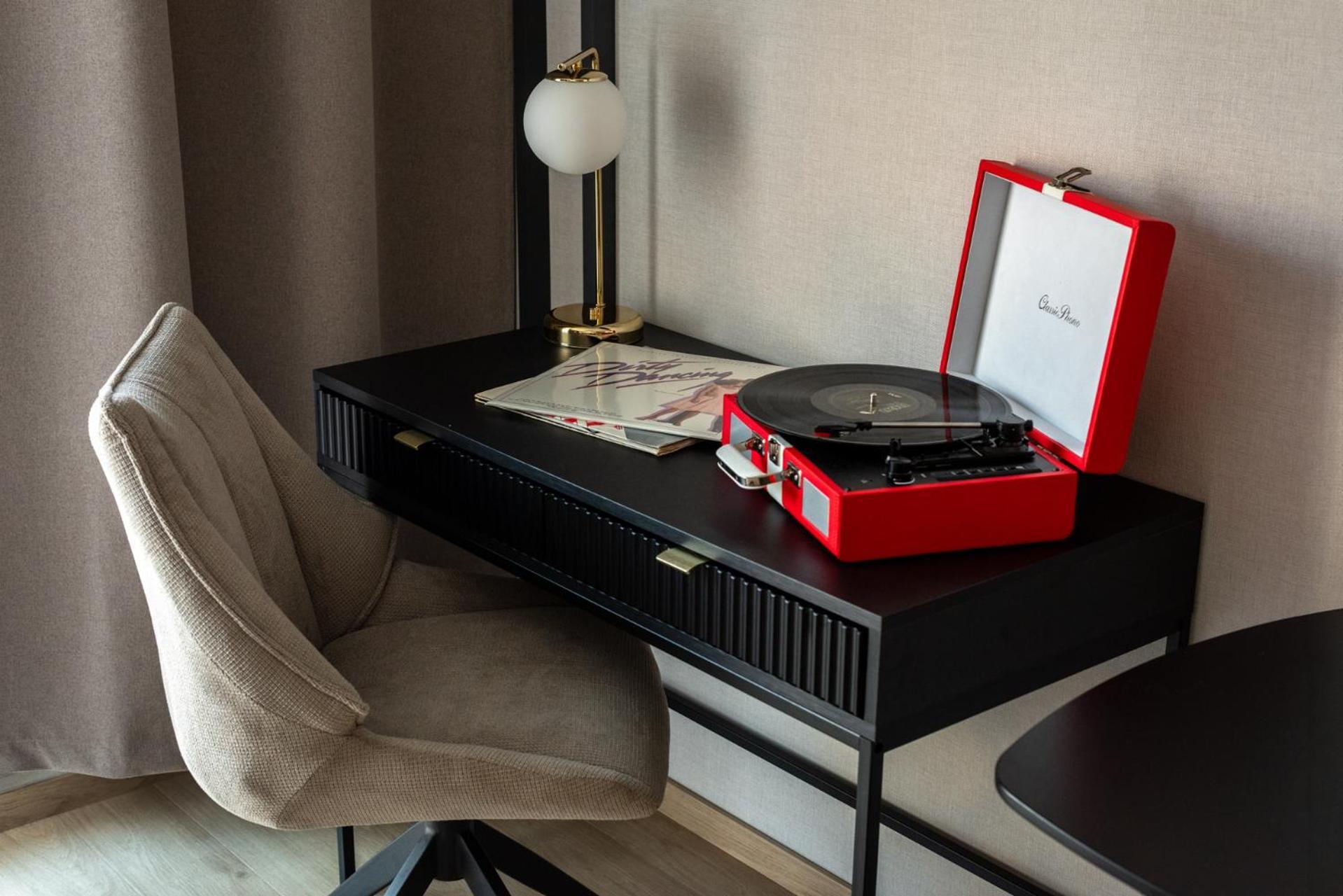 Apartament Iron